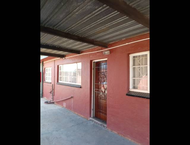 2 BEDROOM SECTIONAL TITLE FOR SALE IN DECLERCQVILLE